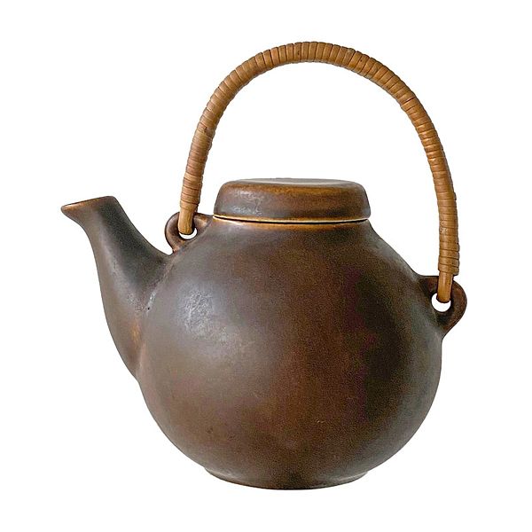 GA teapot, rattan handle, brown