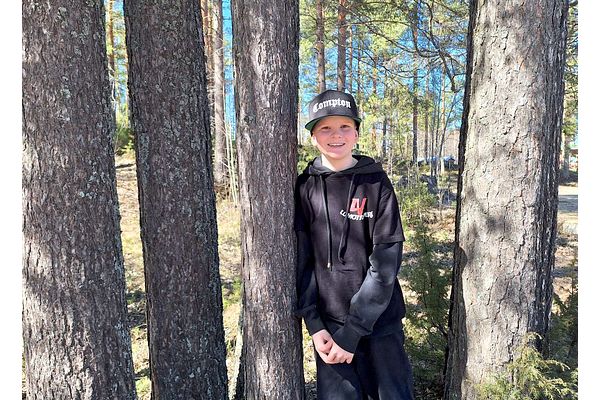 13-vuotiasta sotkamolaisräppäriä ei hirvitä, vaikka kesällä hän nousee jo festarilavalle – debyyttilevy ilmestyy pian