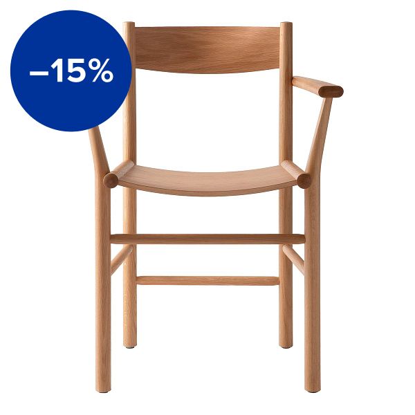 Akademia Armrest chair, lacquered oak