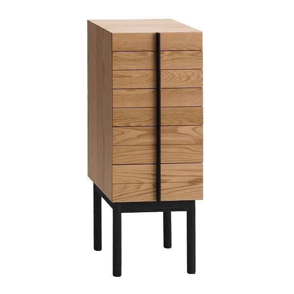 Column chest of drawers, oak