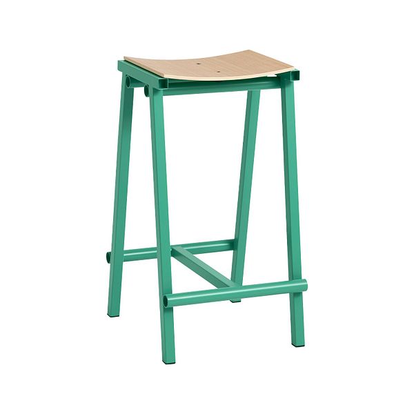 Taburete 8 bar stool, low, 65 cm, soft jade - lacquered oak