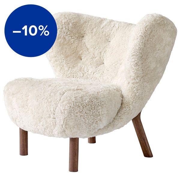 Little Petra lounge chair, Moonlight sheepskin - walnut