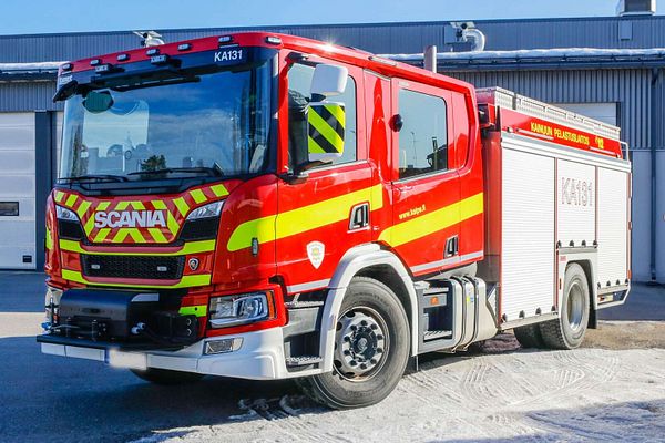 Puutavararekan rengas räjähti Nurmestiellä