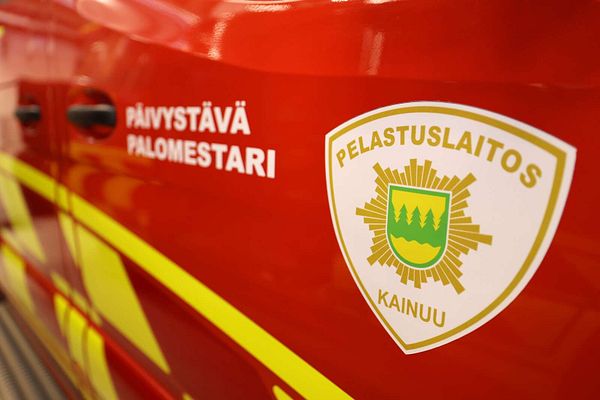 Pari hehtaaria kuivaa maastoa paloi Lappajärven länsipuolella Sotkamossa – palo lähti liikkeelle roskanpoltosta